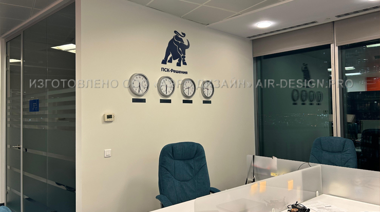Оформление офиса фирменными элементами
